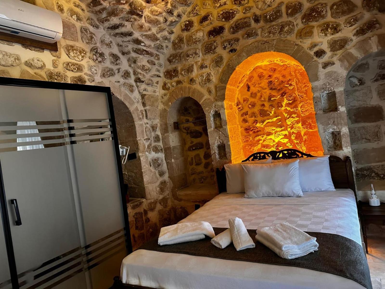Arev Hotel Mardin Exterior photo