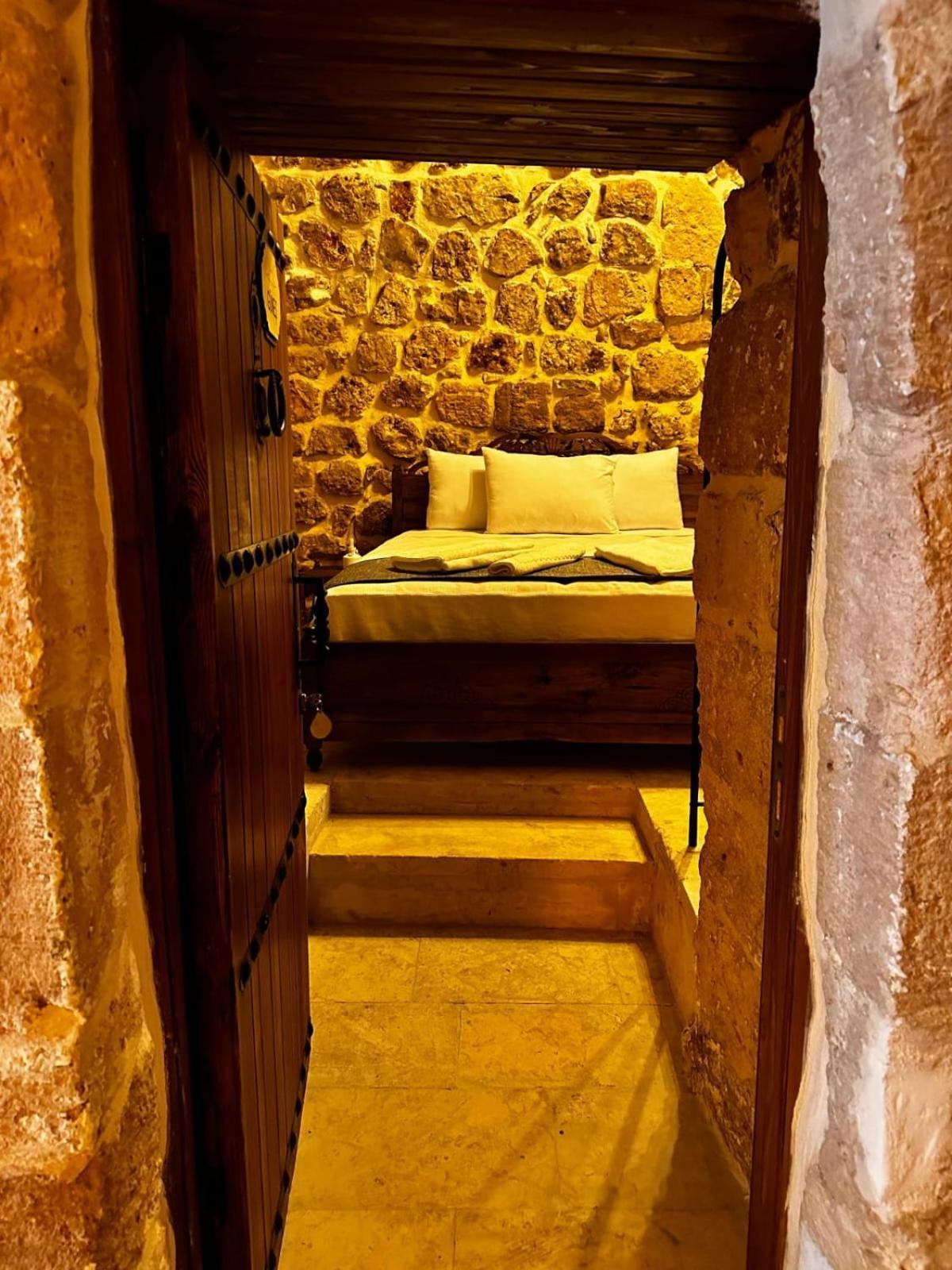 Arev Hotel Mardin Exterior photo