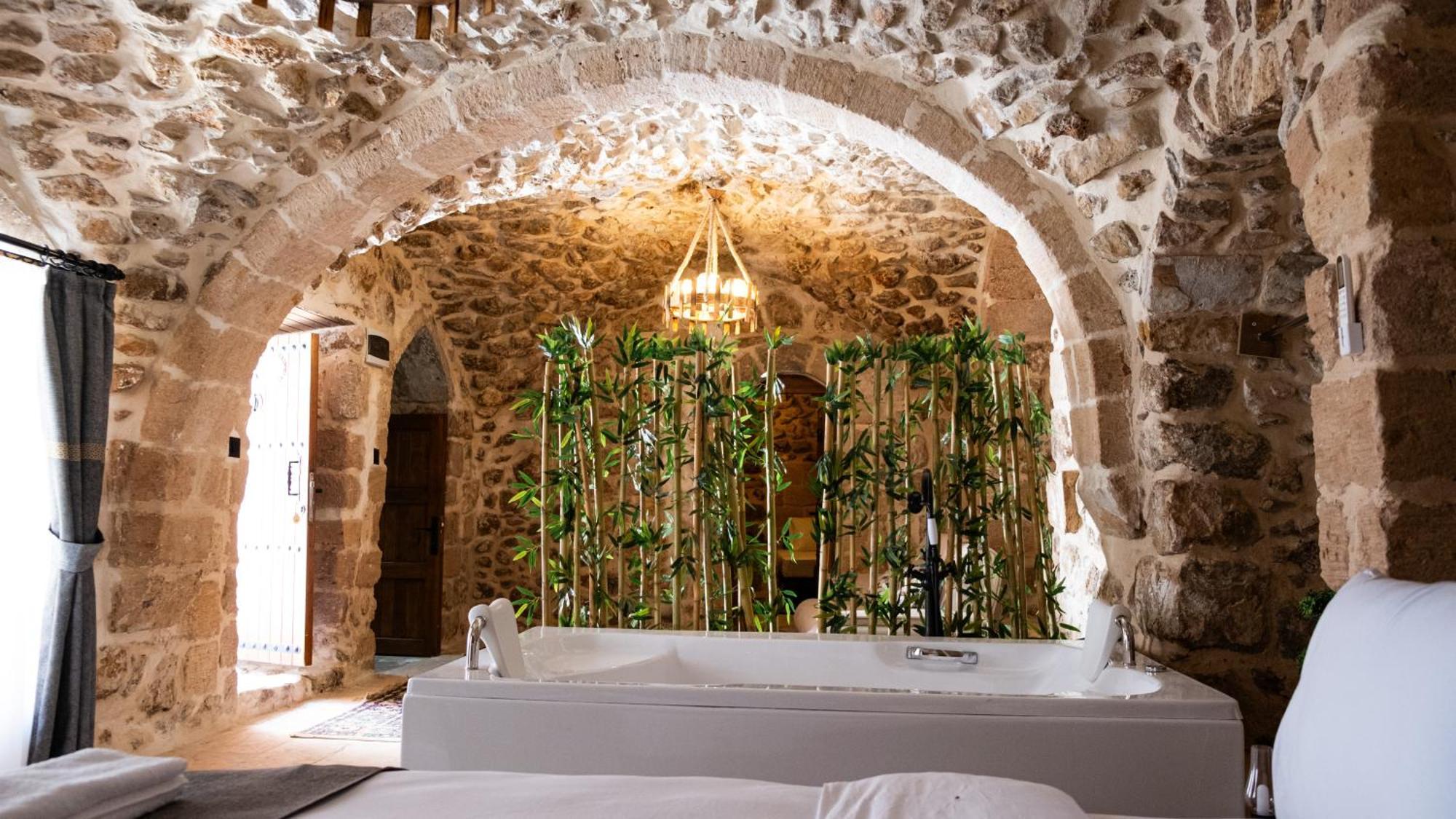 Arev Hotel Mardin Exterior photo